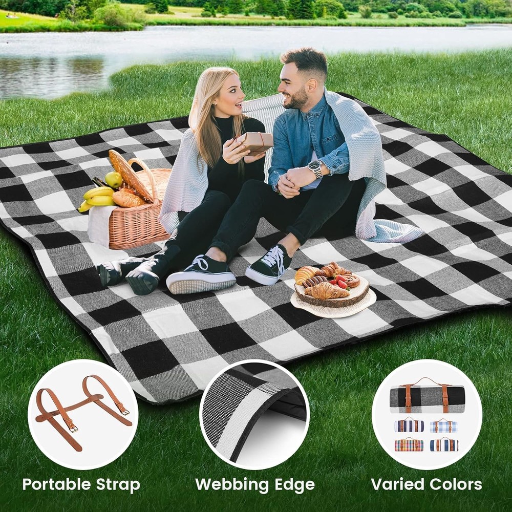 sapsisel 80”x 80” 6'7 x (Rectangular), Black & White Grids