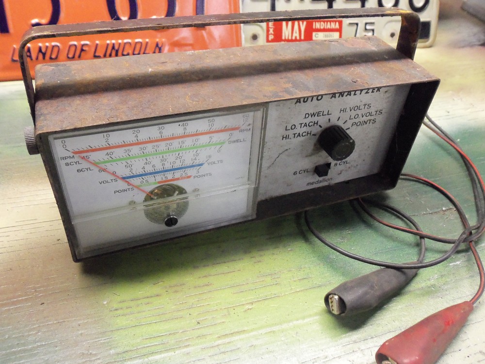 Vintage MEDALLION Auto Analyzer