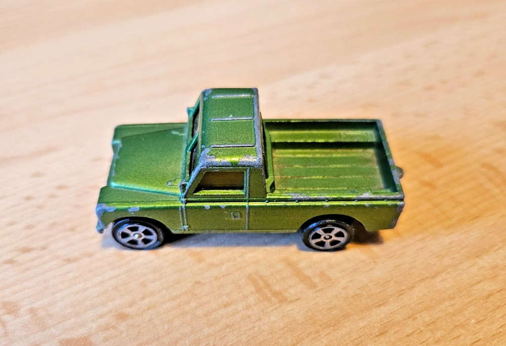 Land Rover Corgi Juniors whizzwheels