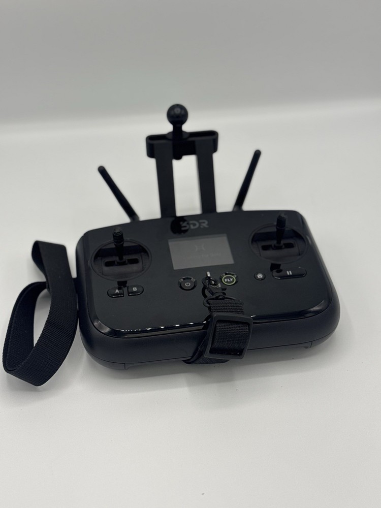 3DR Solo Smart Drone Bundle with Controller , Official 3DR Backpack great cond.