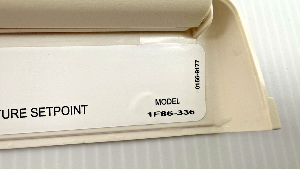 White Rogers Non-Programmable Thermostat 1F86-336 - Nice!