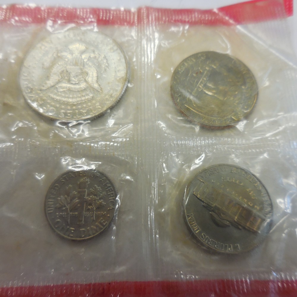 1968 D Mint Set 5 Piece Set --no envelope or papers