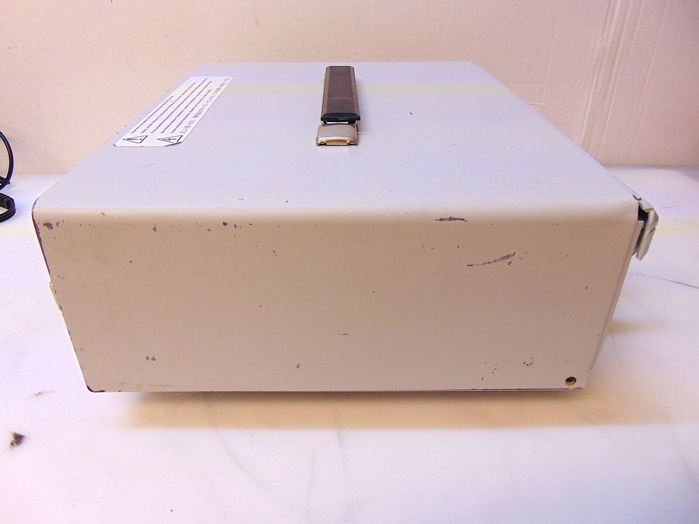 Luxtec Fiberoptic Light Source Model 9300XSP S5746