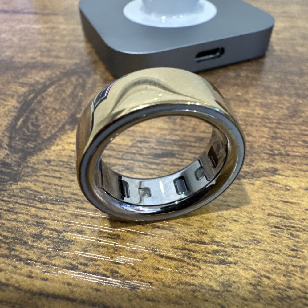UNTESTED OURA Ring 4 Size 7 Ring 2AD7V-OURA2402 As Is Untested H7