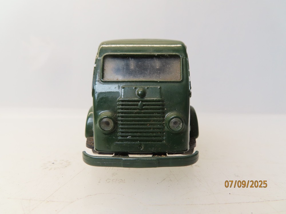 MACADAM ' POSTES ' RENAULT 1000KG van ..*