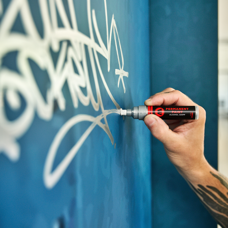 Molotow 320PP Permanent Paint Pocket-sized 4-8mm Chisel Marker Graffiti Art