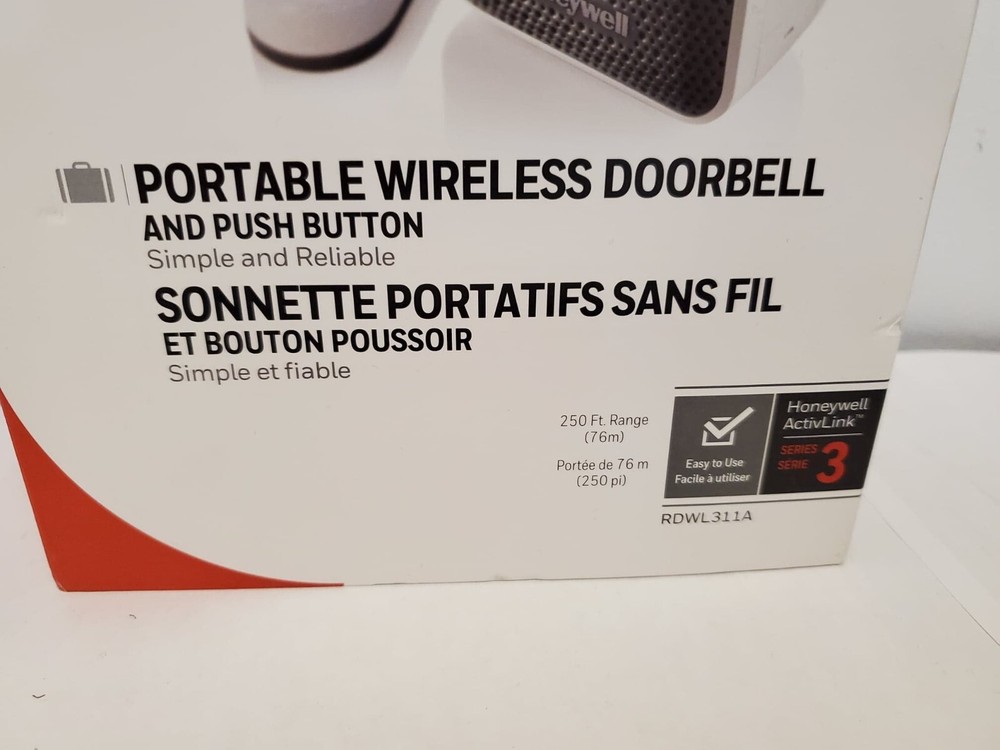 Portable wireless doorbell and push button Used - (T-0047)