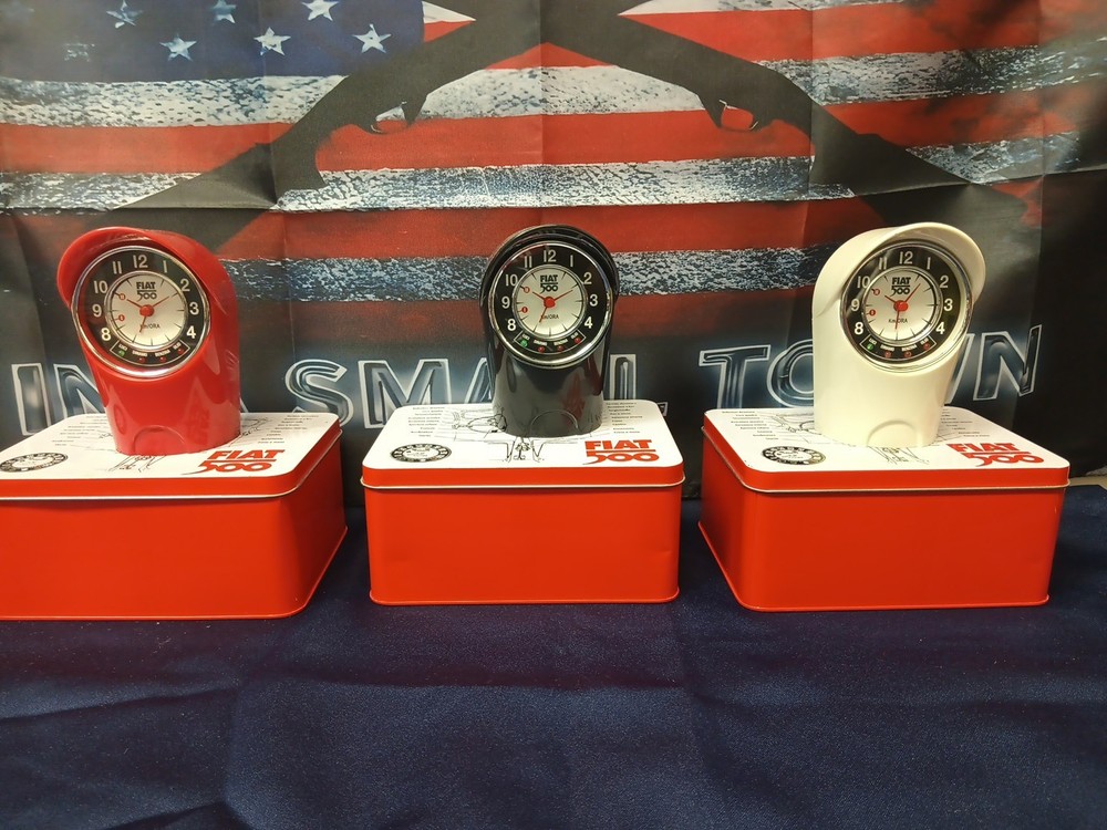 Fiat 500 FIOR 10 Retro Speedometer Table Clock Ivory