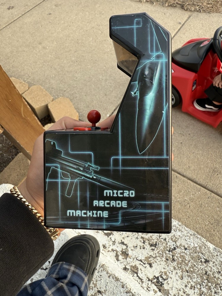 Mini Micro Arcade Machine
