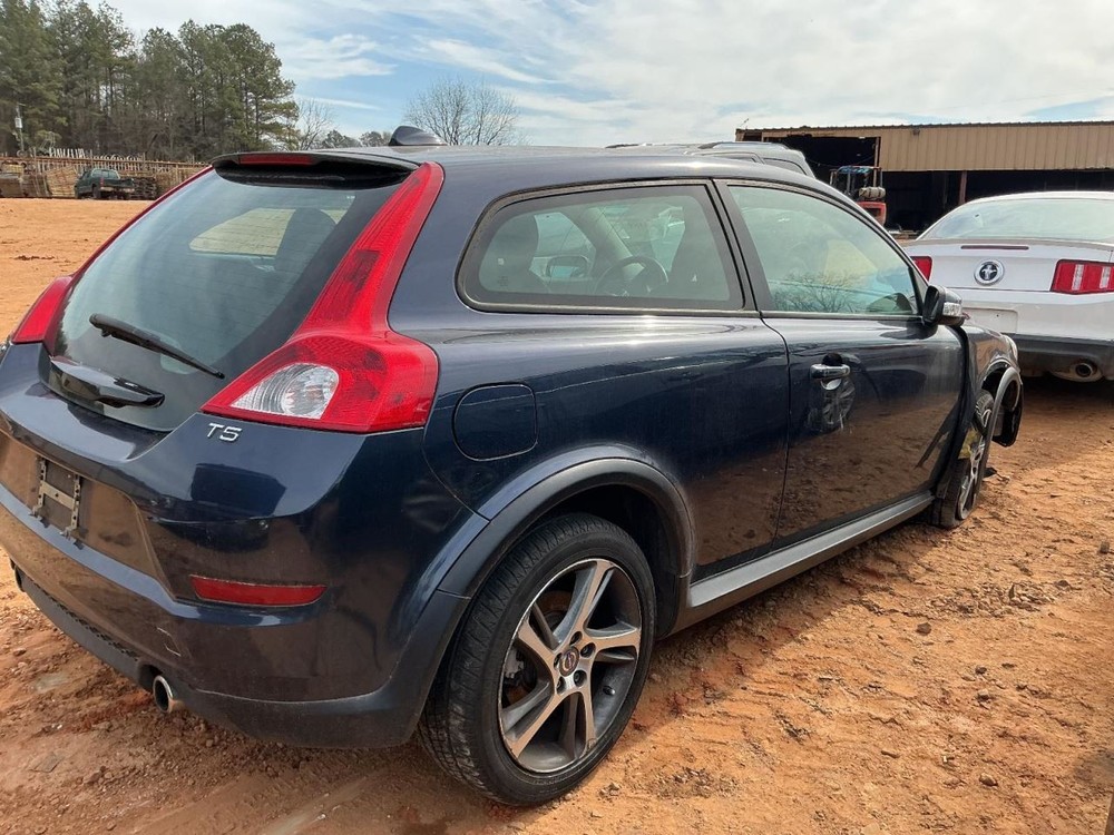 C30 2013 Glove Box 4960387
