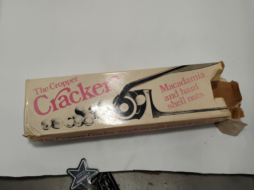Vintage Cropper Cracker Nut Cracker Devices w/ Original Box