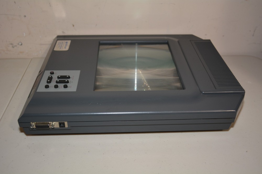 ^ 3M Visuals 4100 Projection Panel #D322