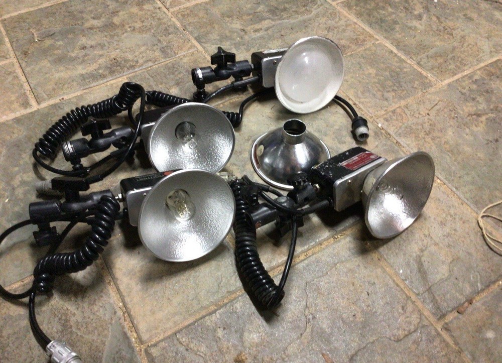 Norman 200B Flash System selling as is untested in good condition