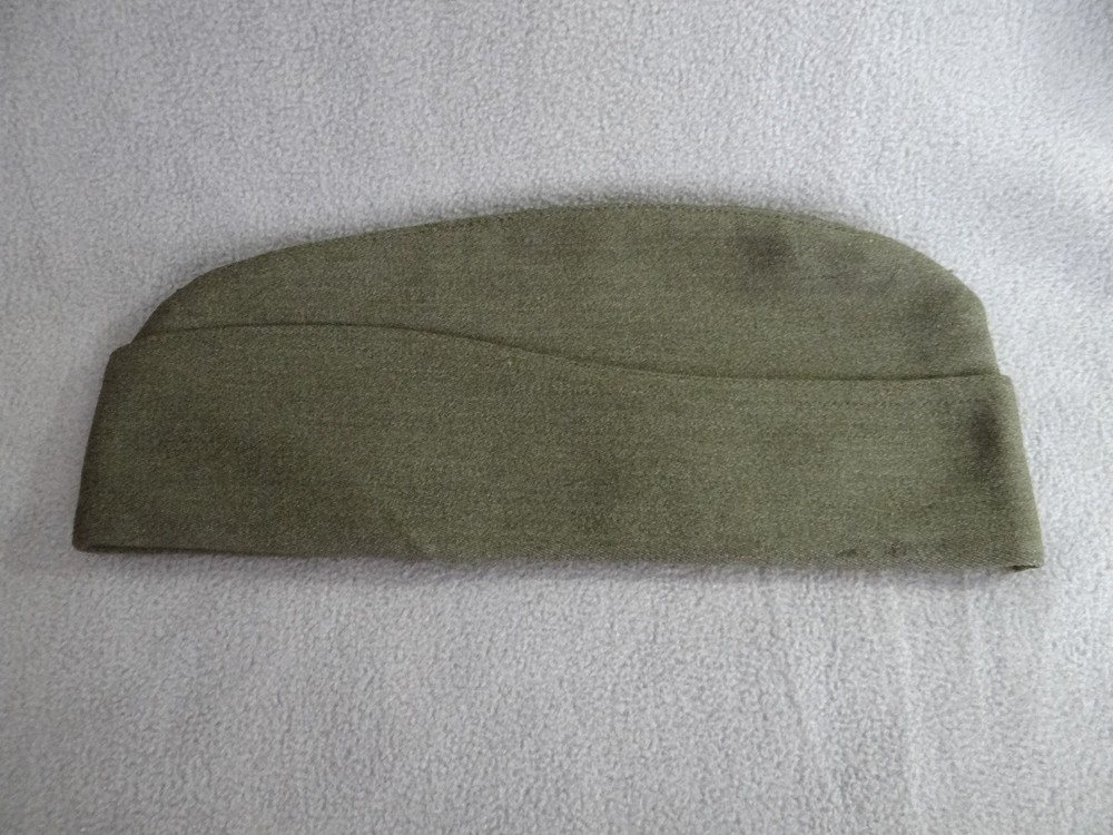 WWII US Marine Corps Officers Overseas Cap with Pin Back Captain Bar, USMC