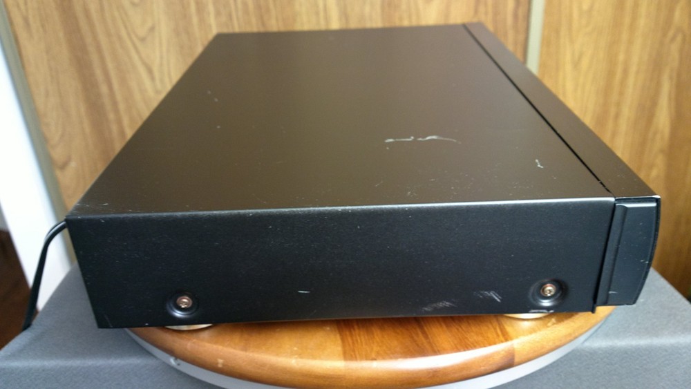 Marantz CD-63U CD Player PRO SERVICED with new laser.
