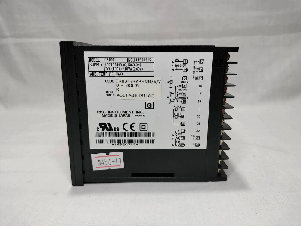 RKC Instruments CB400 FK03-V*AB-NN/A/Y Digital Temperature Controller