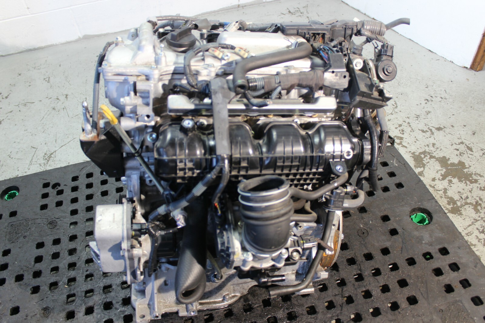TOYOTA PRIUS ENGINE 1.8L HYBRID MOTOR JDM 2ZR-FXE 2ZR 2010-2015