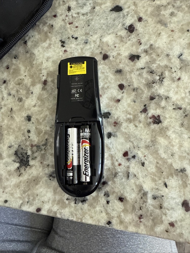 Satechi-Pointer Wireless Presenter Mouse Function Laser Pointer MAC & PC