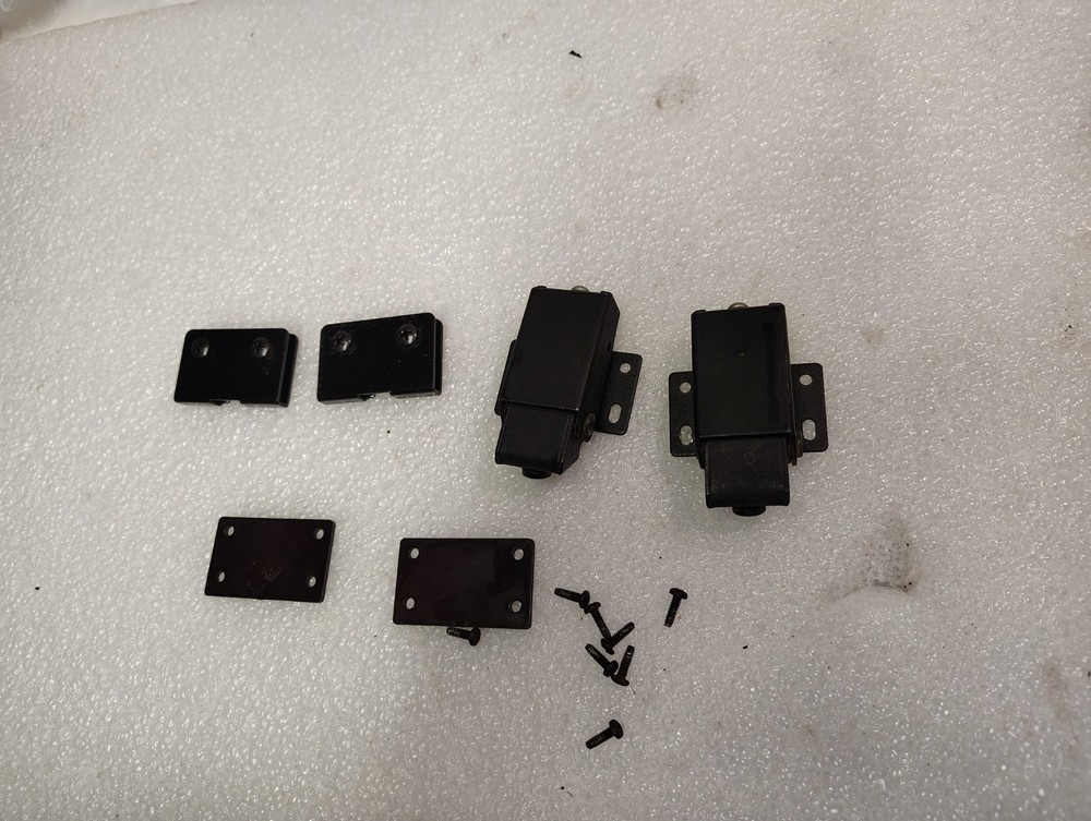 Harman Kardon Rabco ST-7 turntable hinges, 1 pair