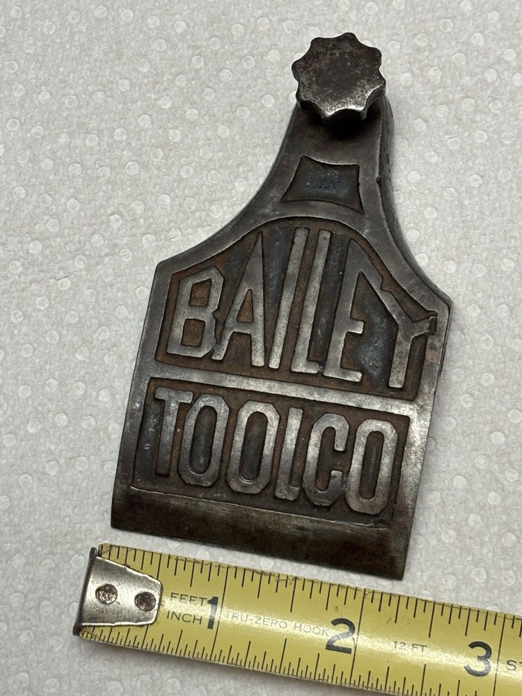 Early Seldon Bailey Tool Company Lever Cap