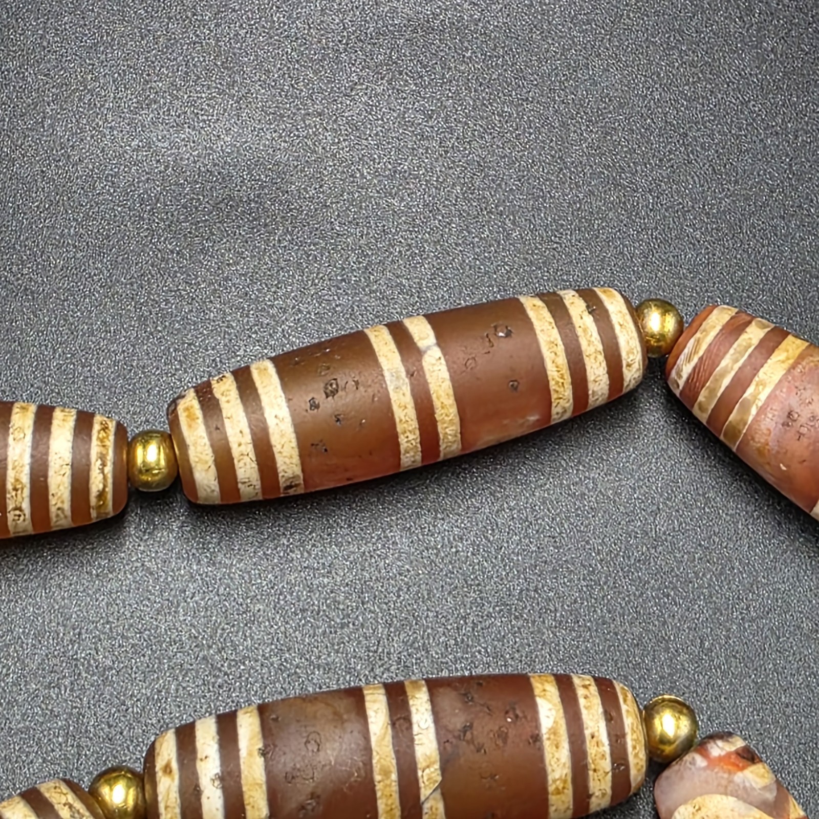 Antique Etched Carnelian Decorated Agate Beads Necklace.