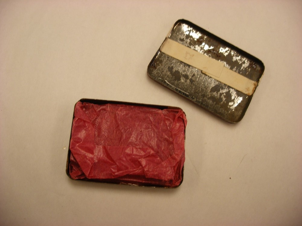 Phonograph Gramophone Needle Tin - Three Two 222 - Empty