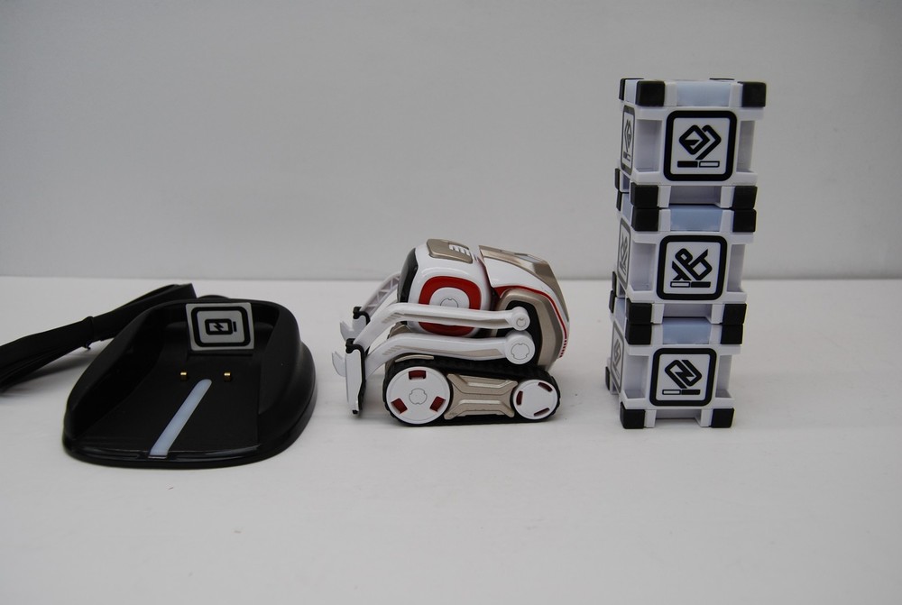 Anki Cozmo Robot Charger, 3 Cubes