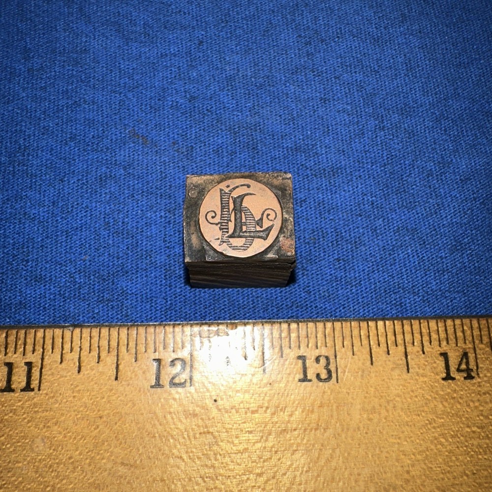 Printing Block ( Initials LB ) Nice Details!