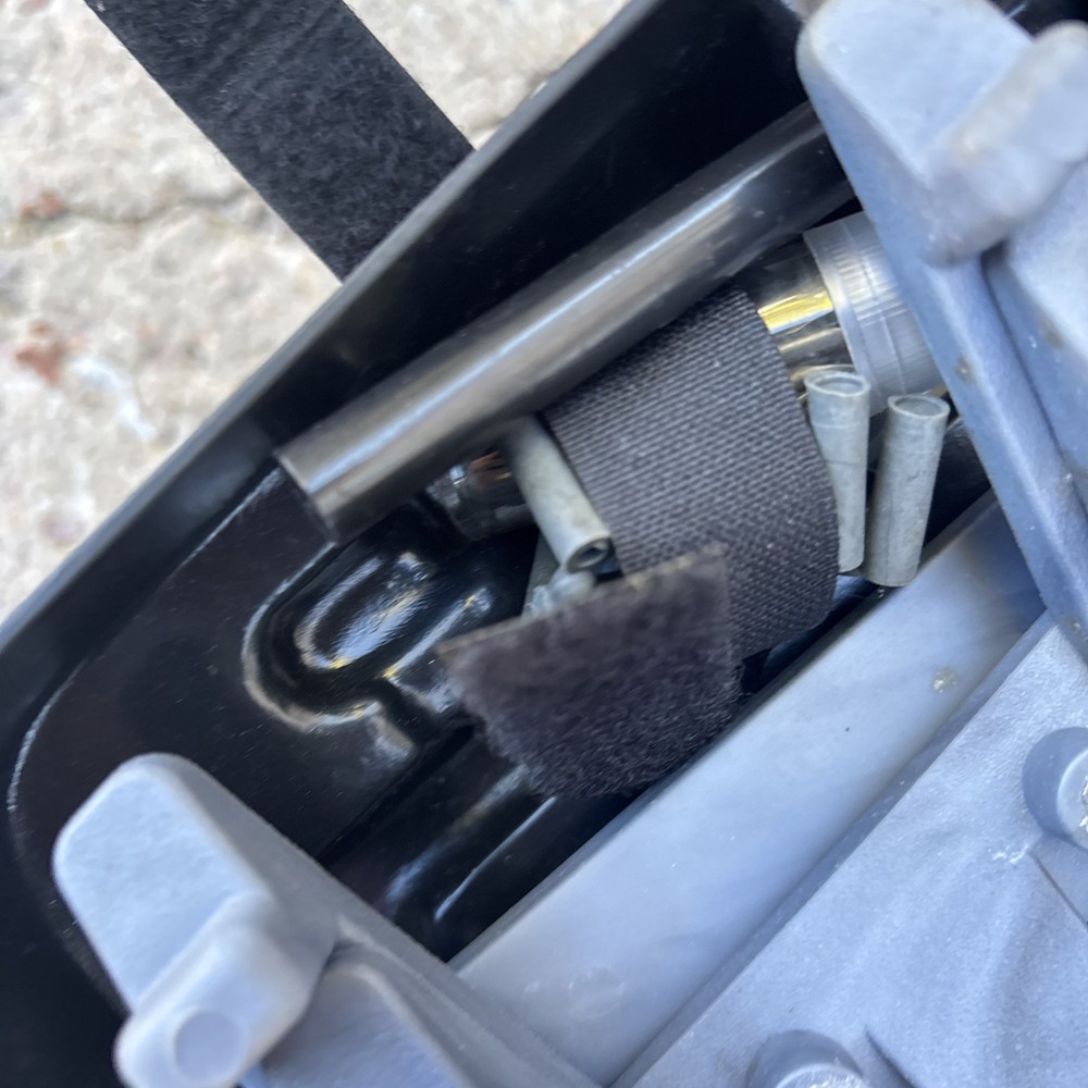 Stinger Spike System Model 2025 Tire Deflation