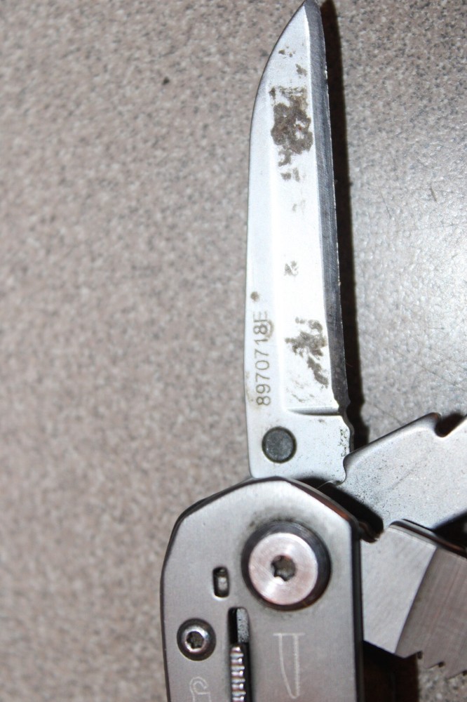 Gerber Suspension-NXT Multi-Tool 12 Tools 2 LOCKBACK BLADES 8970718E