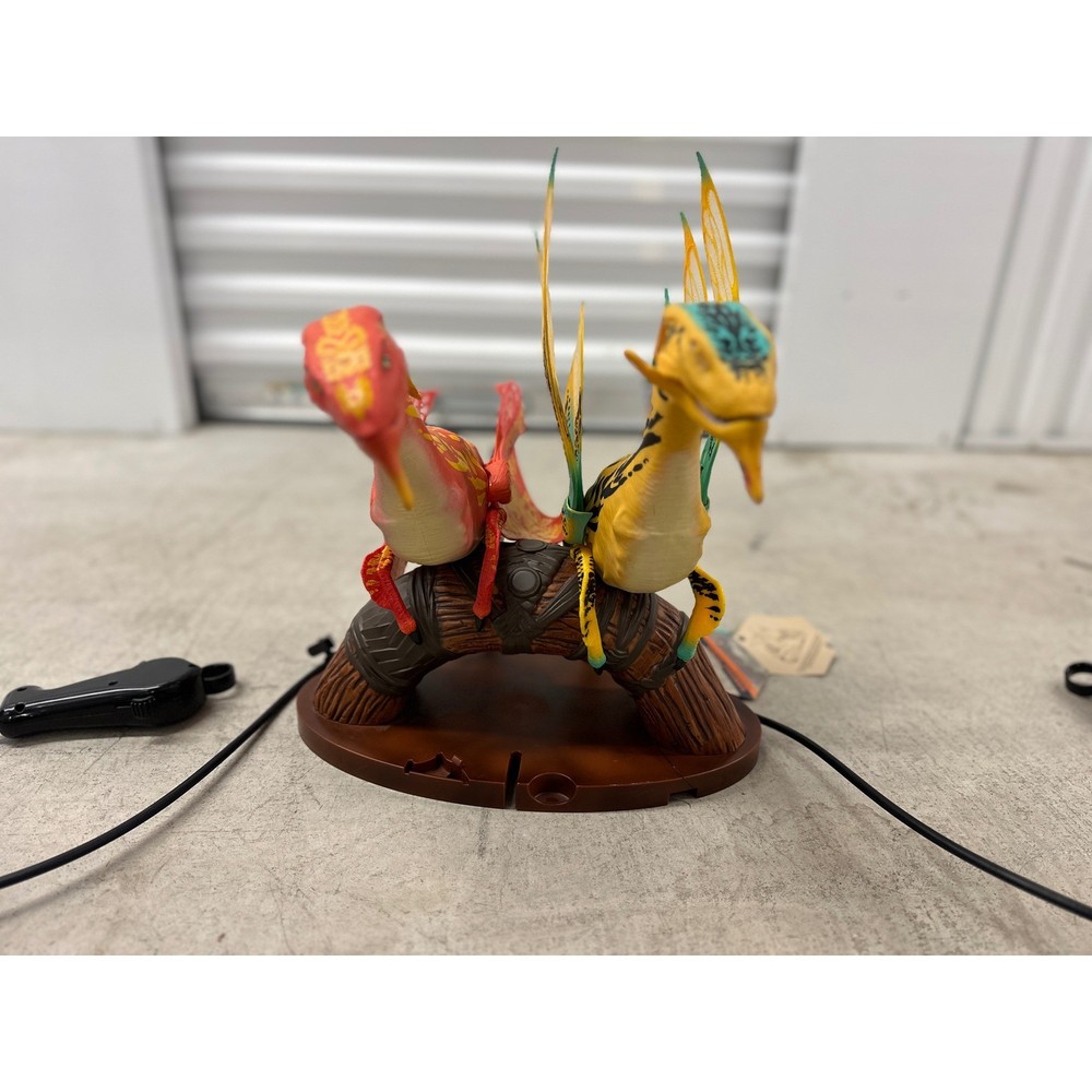 2 Avatar ACE Banshee Puppets Perch Display YELLOW Orange Interactive Figured