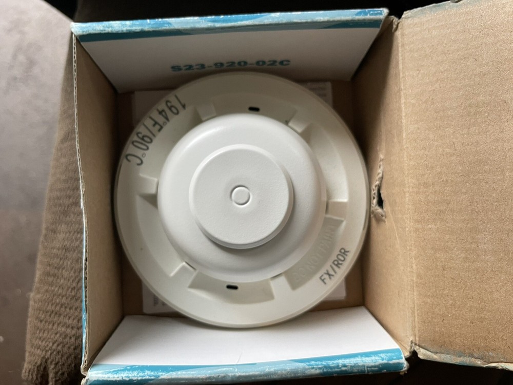 System Sensor 5600 Series Heat Detectors