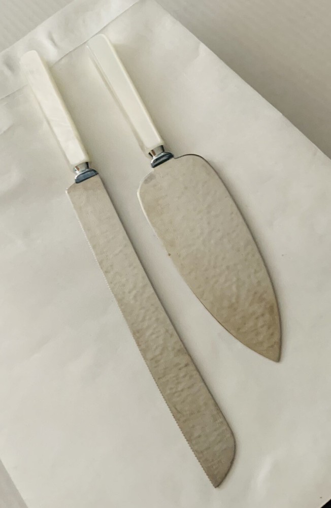 Hallmark Wedding Or Anniversary Cake And Server Set White & Stainless