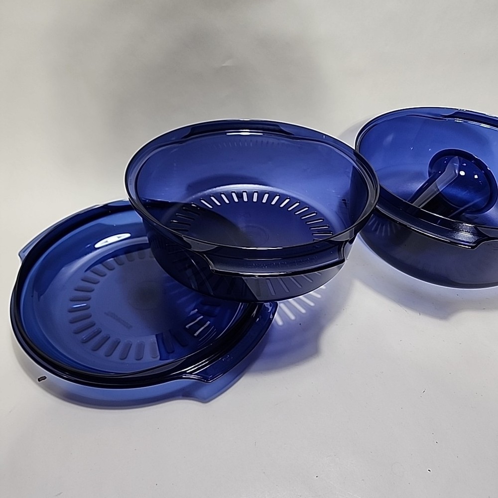 Tupperware - 5 PC Microwave 3 QT. Stack Cooker Steamer Blue