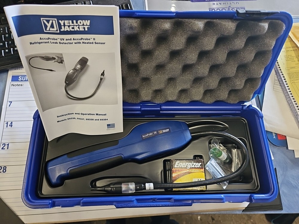YELLOW JACKET ACCUPROBE UV LEAK DETECTOR 69336