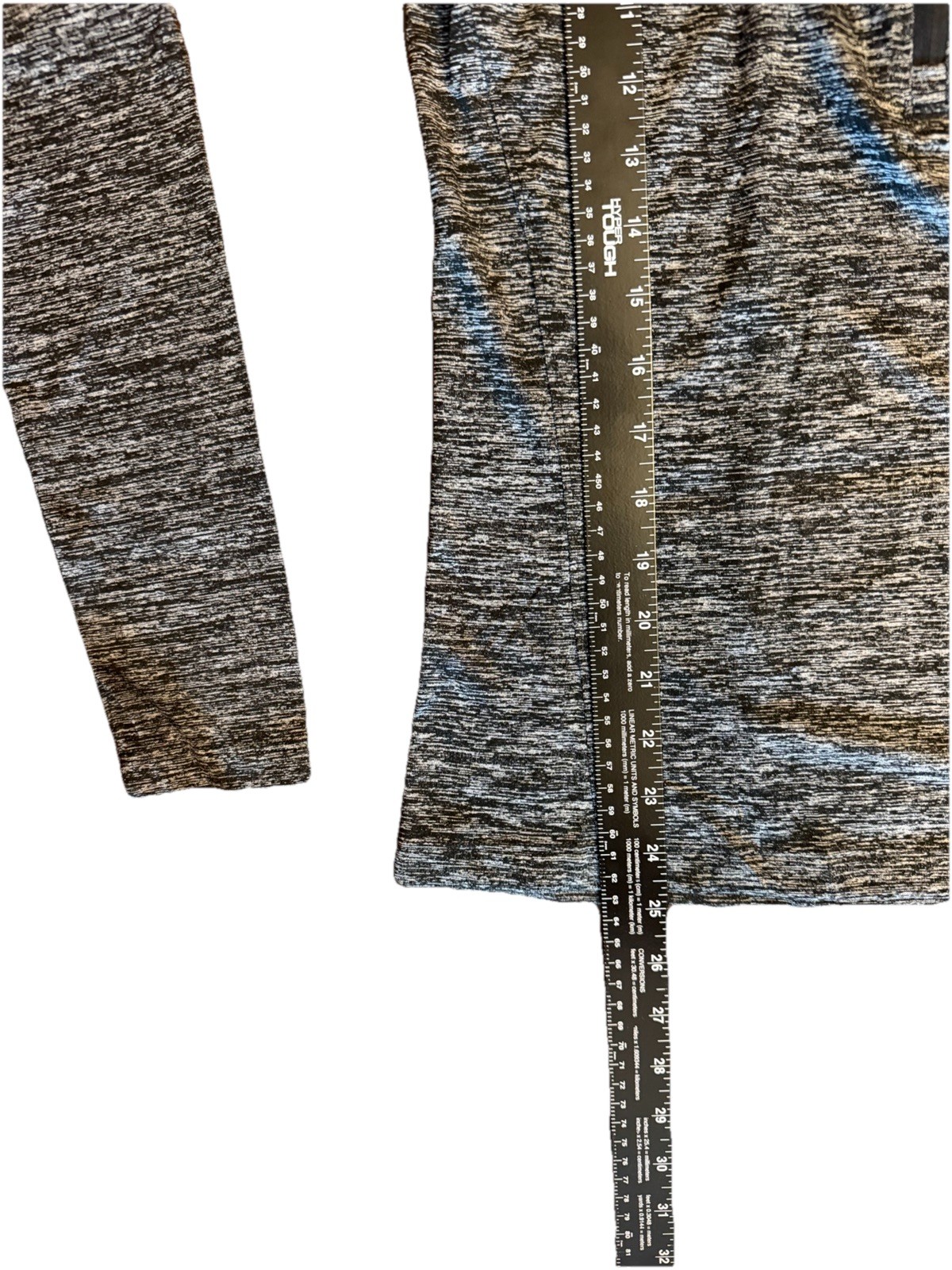 Women’s Under Armour 1/4 zip long sleeve shirt, nwt, size small