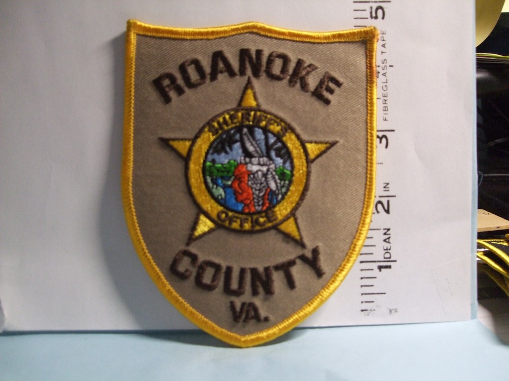 police patch   ROANOKE COUNTY SHERIFF'S OFFICE VIRGINIA COLORED STAR