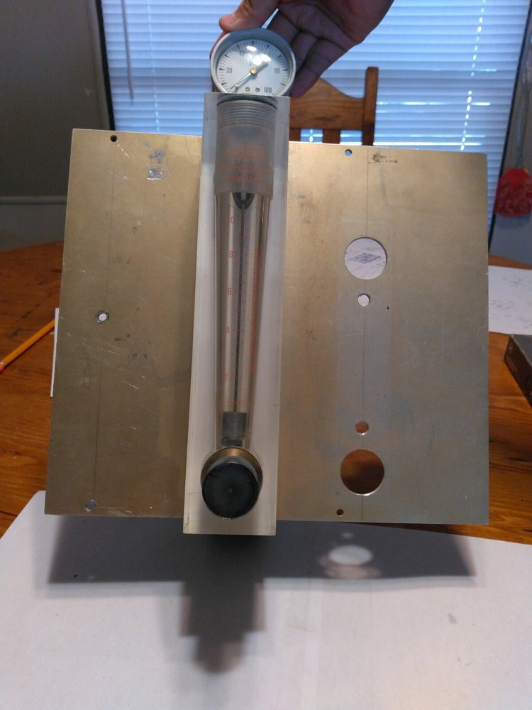 King 1-10 GPM Liquid Flow Meter