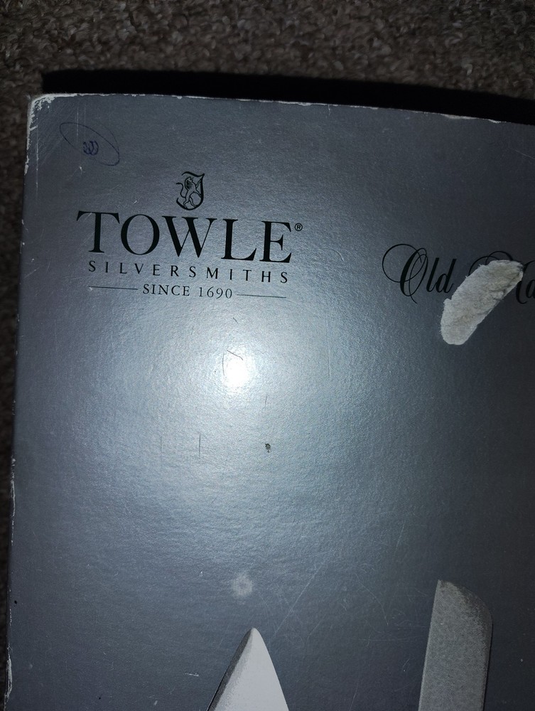 wedding cake utensils