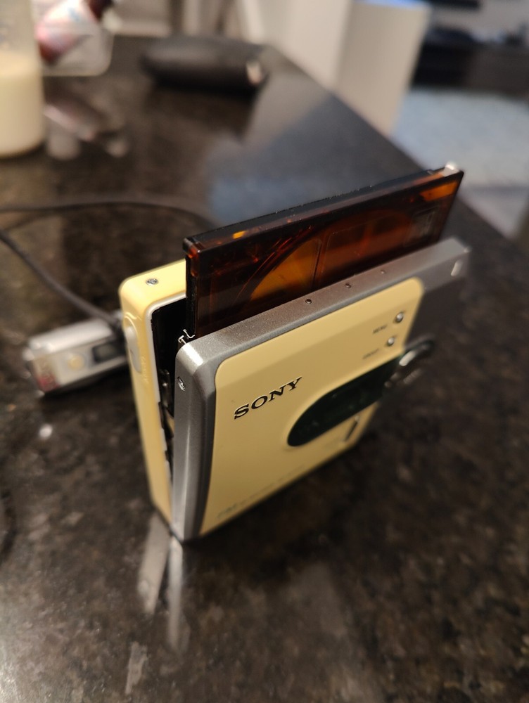 Sony MZ-NF520D