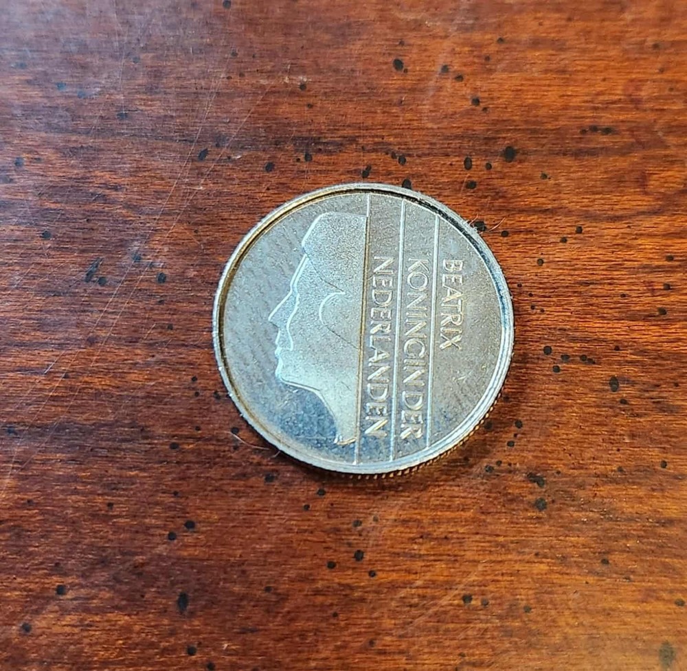 Netherlands 10 Cent Coin - 1983