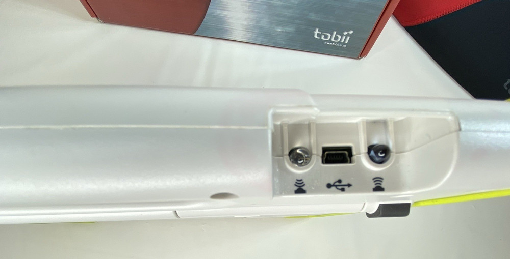 Tobii S32 Scan Recorded Speech Communication Device with Case