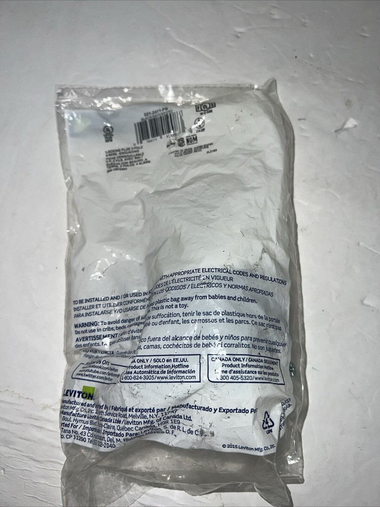 Leviton 021-02411-PB Locking Plug, Black/White New