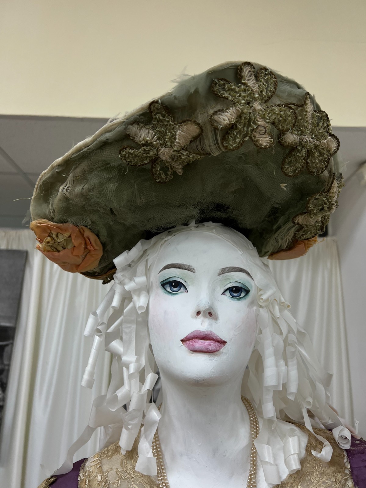 Antique Art Nouveau hat. 1910-1912.