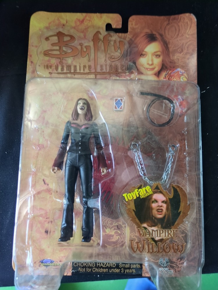 buffy the vampire slayer willow figure