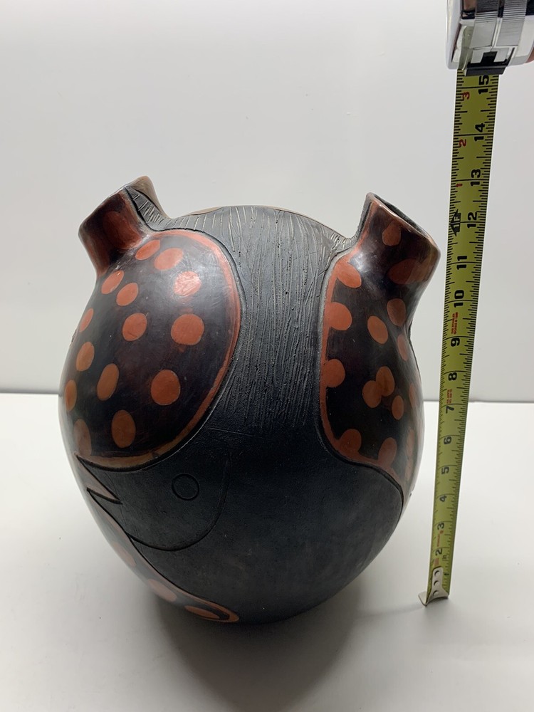 Taller Maximo Inga Pottery Vase
