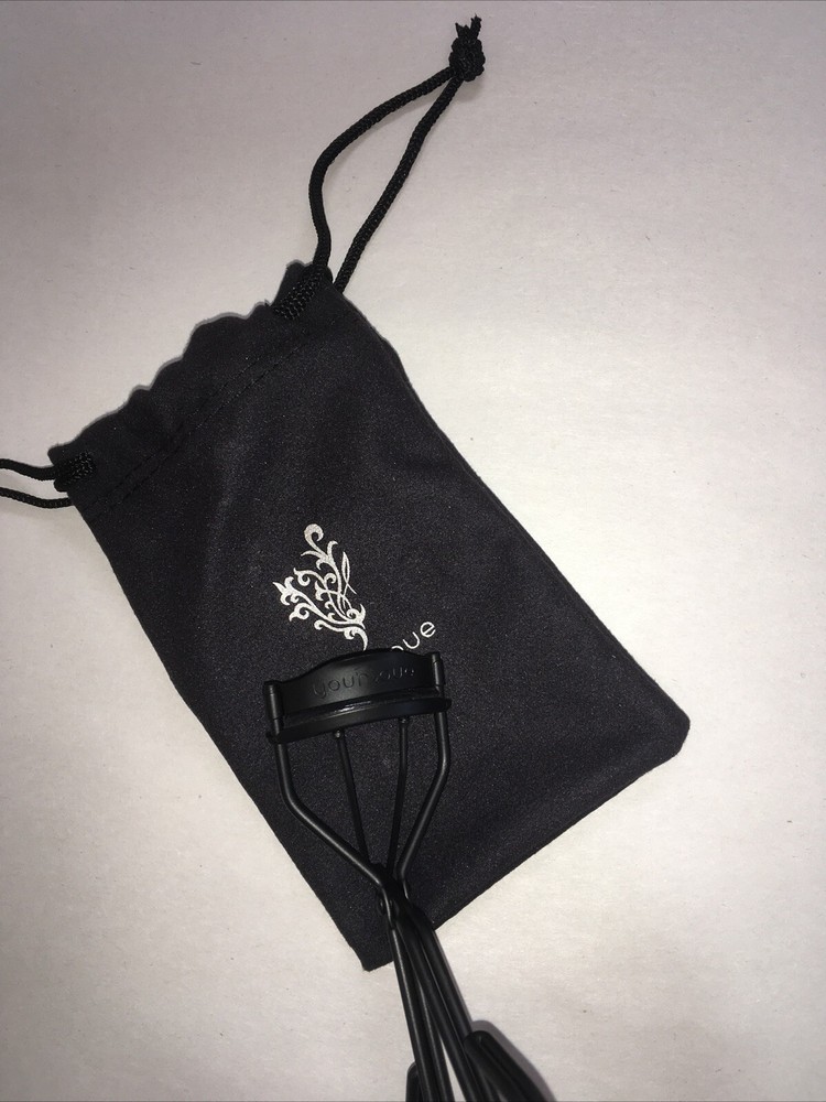 Younique Eye Lash Curler