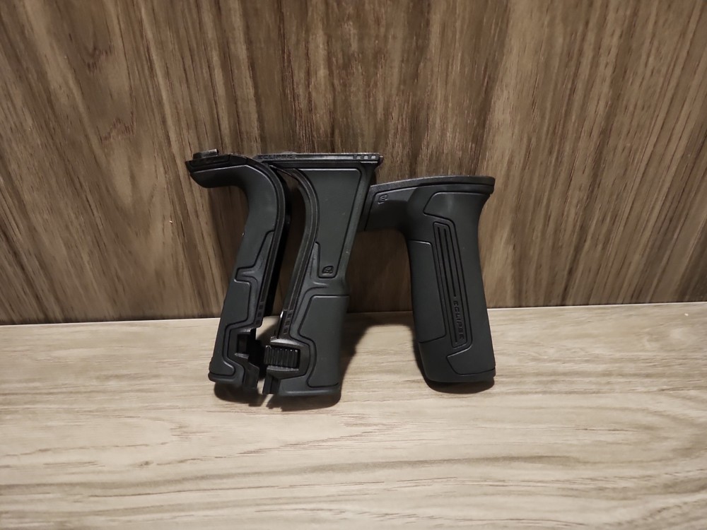 Cs3 Grips