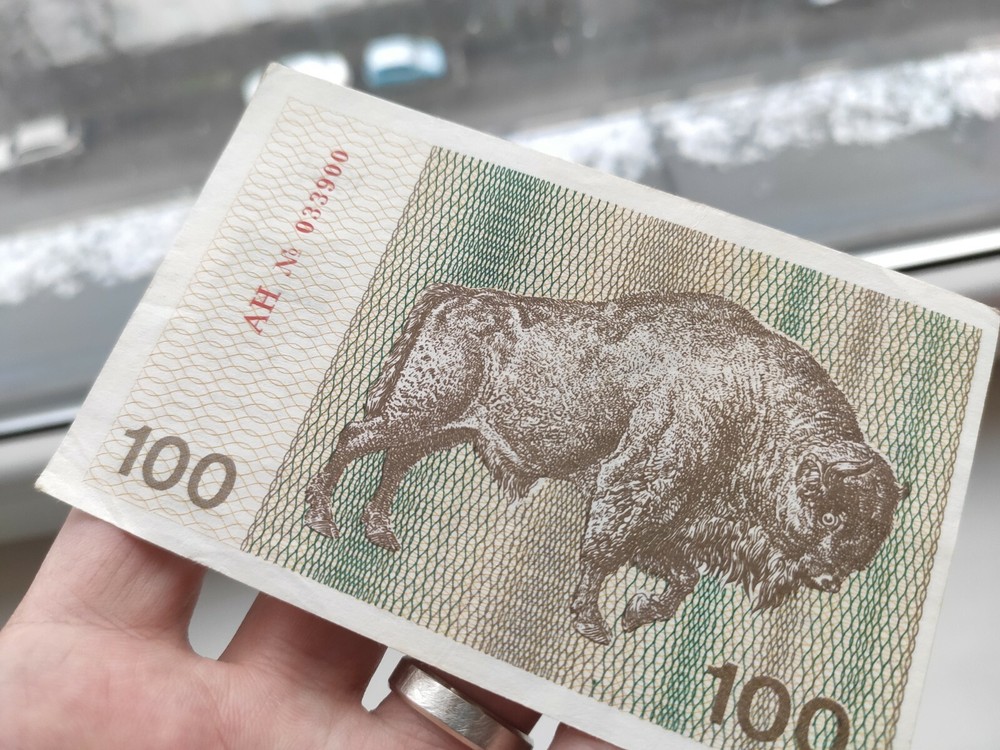 LITHUANIA (P38a) 100 Talonas 1991 VF Without counterfeit text