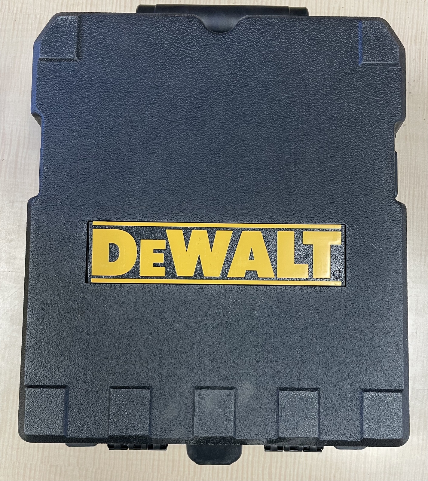 DEWALT DCT416S1 12-Volt Max Imaging Thermometer BARE (TOOL ONLY) NEW OPEN BOX